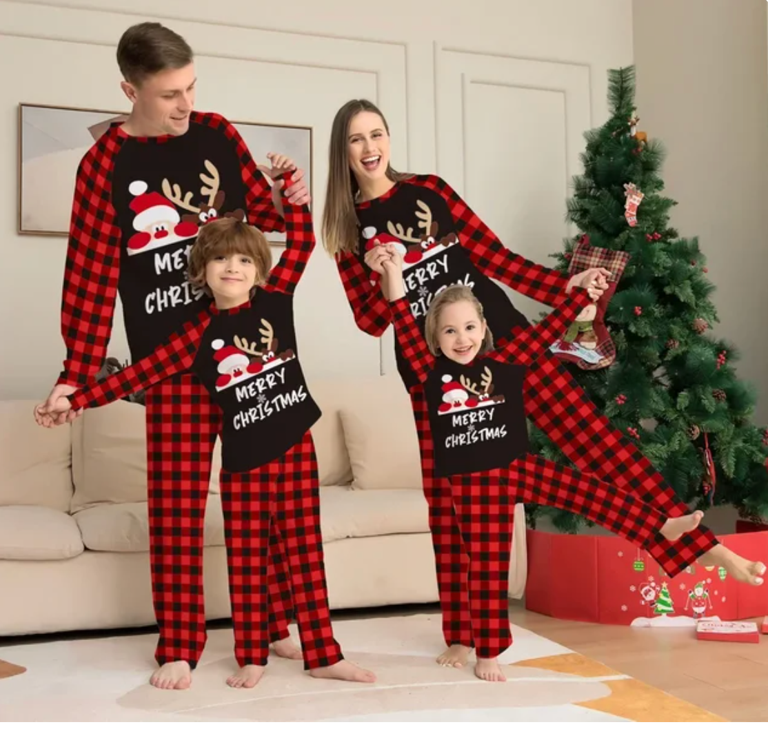 TOP 10 de beaux pyjamas de Noël assortis pour toute la famille