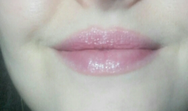 MOISTURIZING LIP BALM WITH ALOE VERA JELLY (99%)