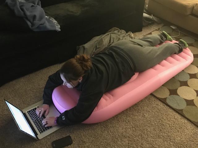 MATELAS DE GROSSESSE À TROU