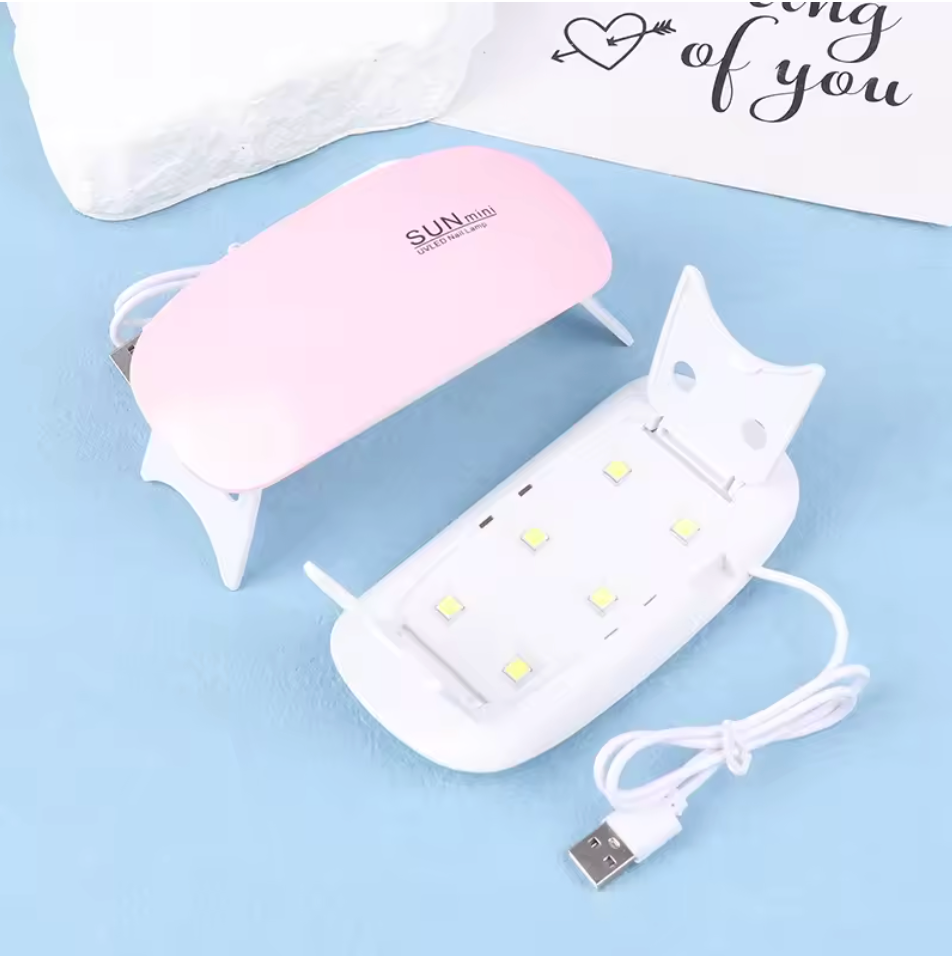 PORTABLE UV NAIL LAMP 