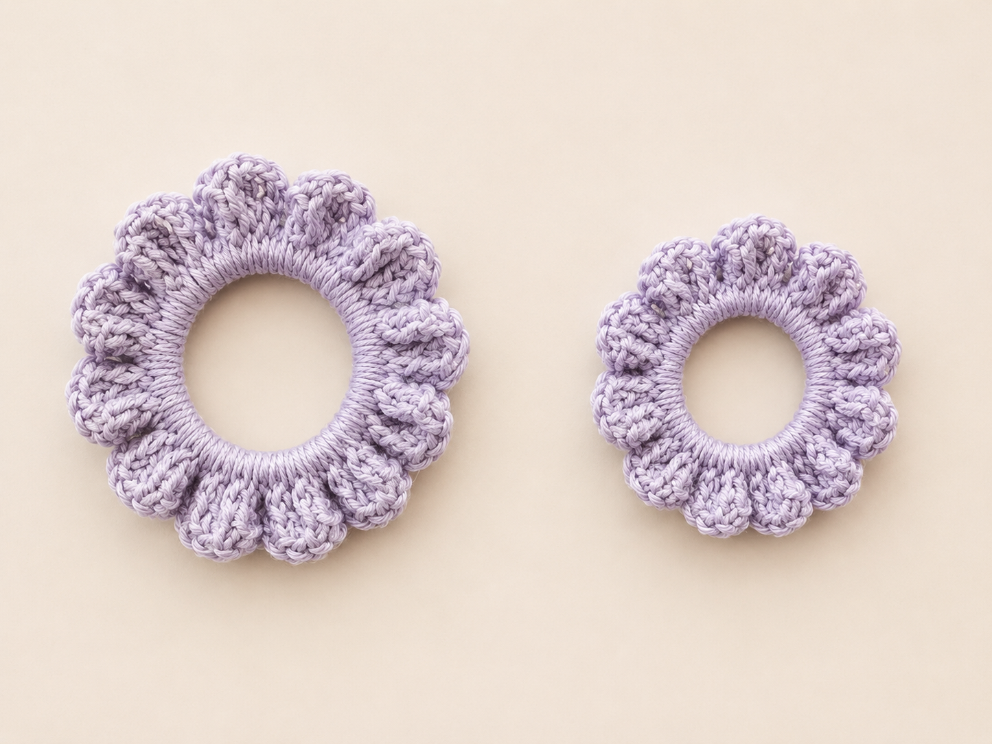 DUO CHOUCHOUS MAMAN/FILLE ASSORTI - FAIT MAIN CROCHET 100% COTON
