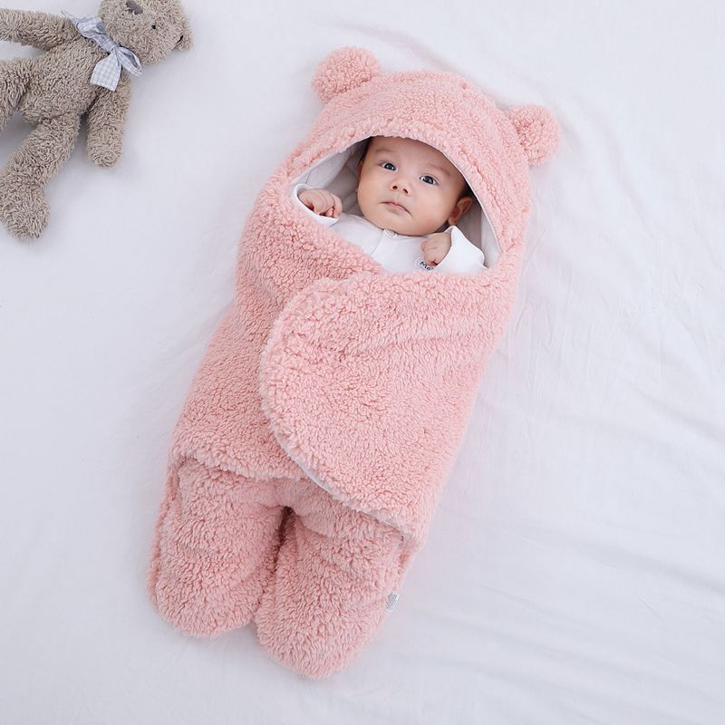 Couverture à capuche pour nouveau-né en polaire chaude avec jambes pour  poussette de 3 à 6 mois : : Bébé et Puériculture