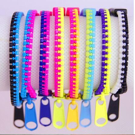 BRACELET ZIP ANTI STRESS